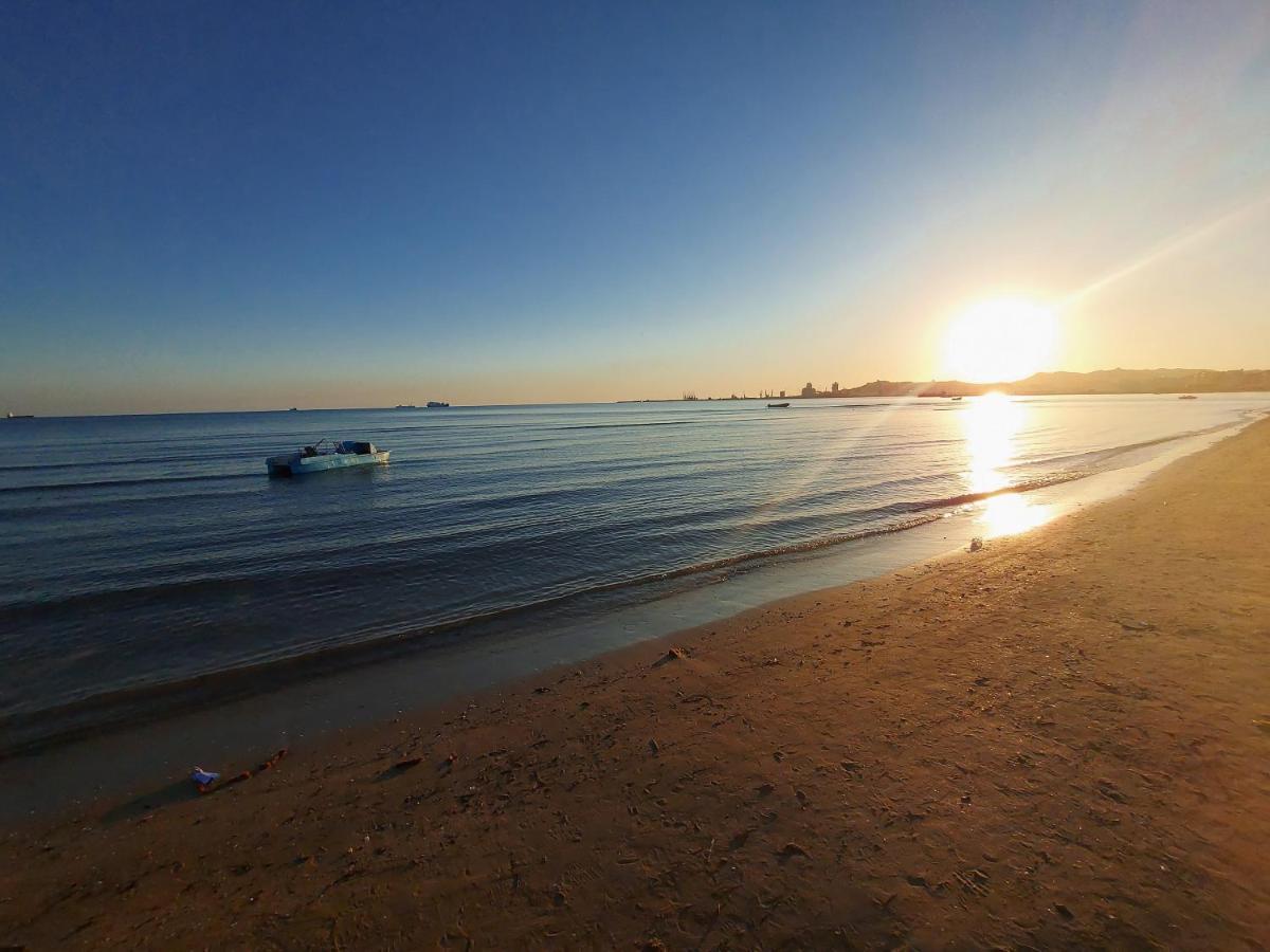 Bral Apartment 5 - Beachfront Durres Ngoại thất bức ảnh
