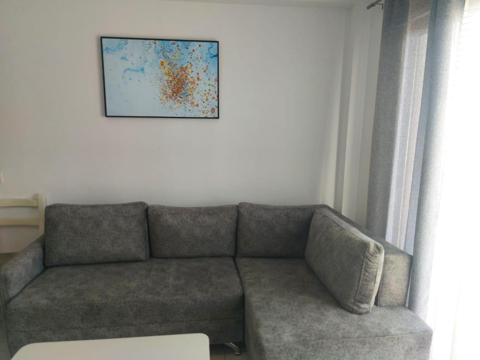 Bral Apartment 5 - Beachfront Durres Ngoại thất bức ảnh
