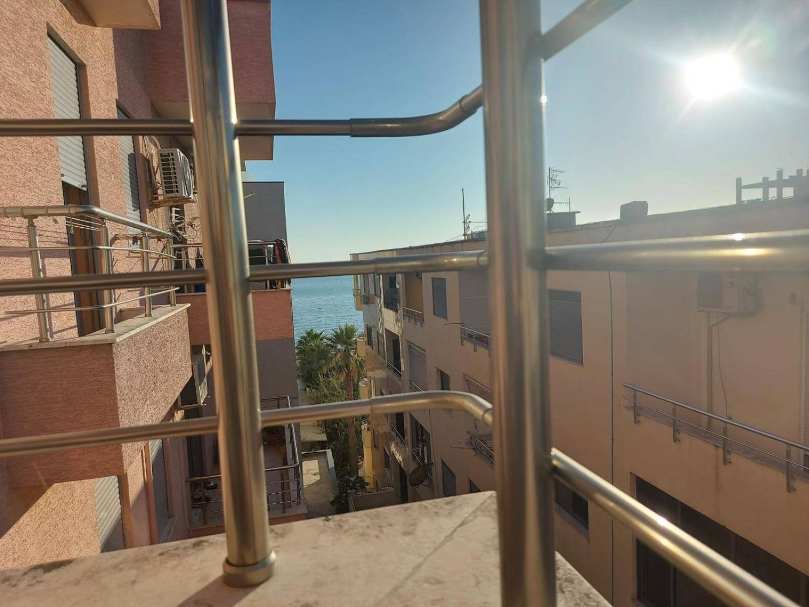 Bral Apartment 5 - Beachfront Durres Ngoại thất bức ảnh