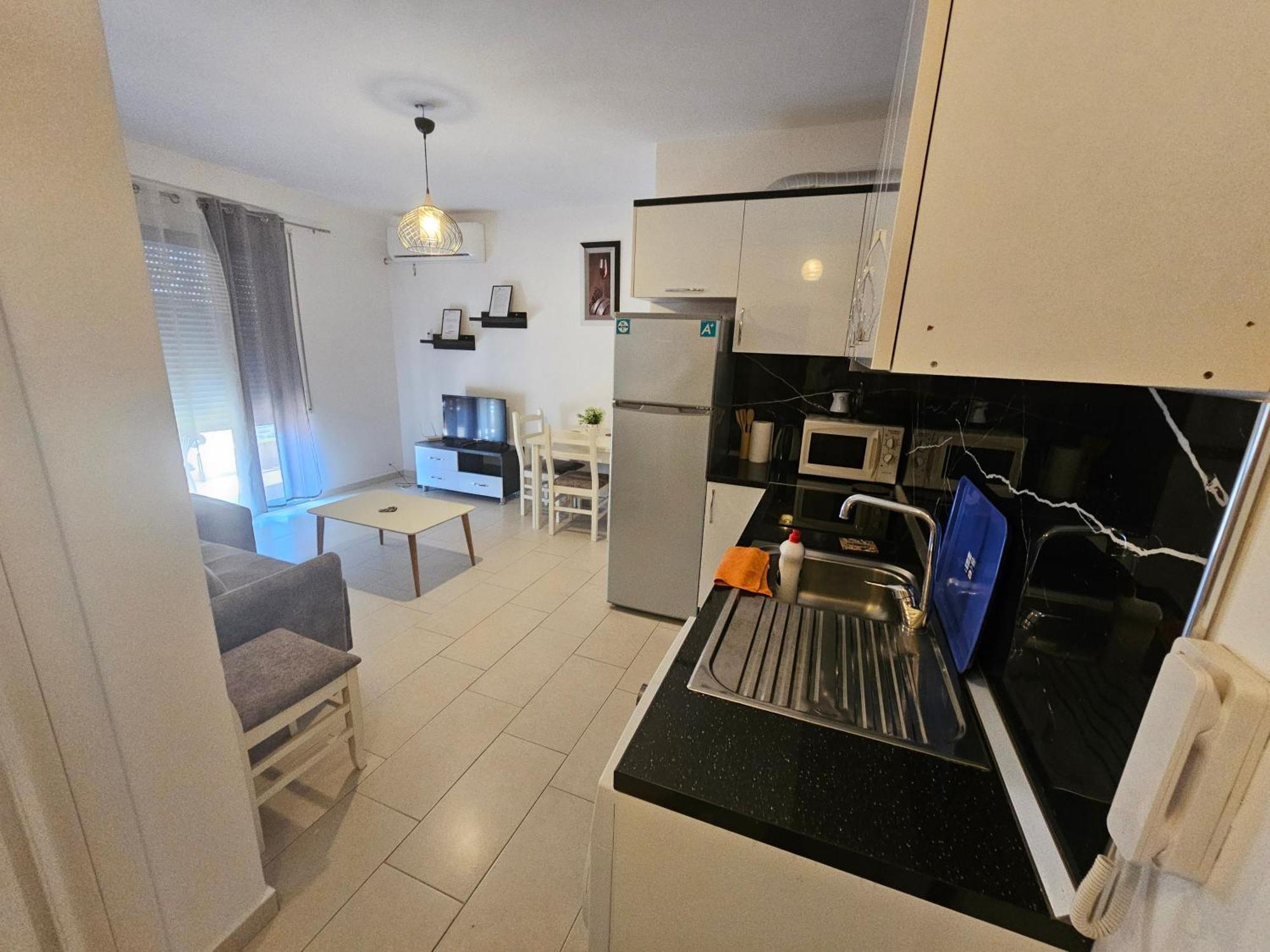 Bral Apartment 5 - Beachfront Durres Ngoại thất bức ảnh
